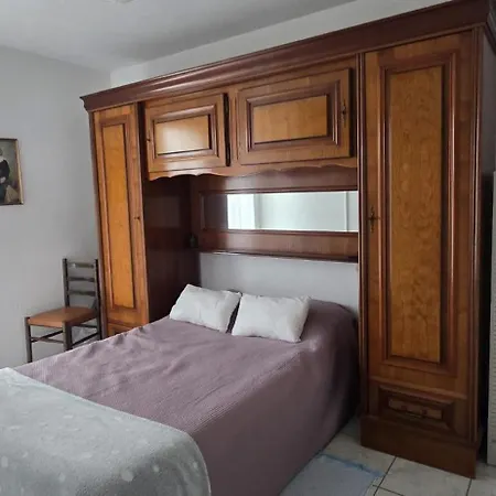 Apartment 2 Chambres, Jardin & Parking A