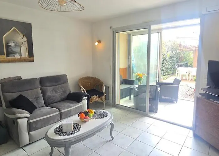 2 Chambres, Jardin&parking à *